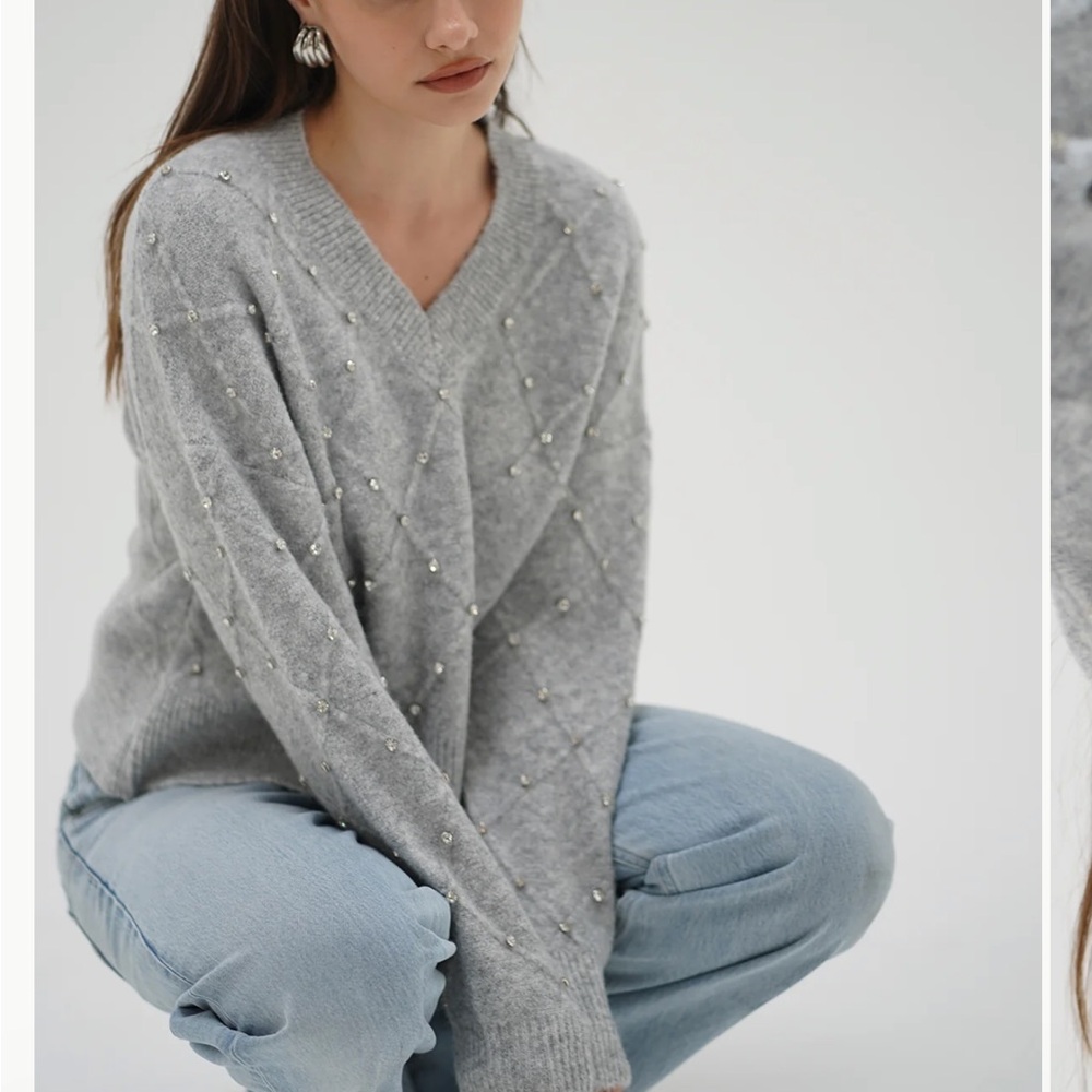 LNA NOMA RHINESTONE SWEATER - SILVER GREY